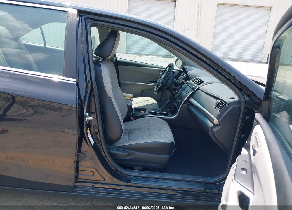 2015 TOYOTA CAMRY SE VIN: 4T1BF1FK9FU105820