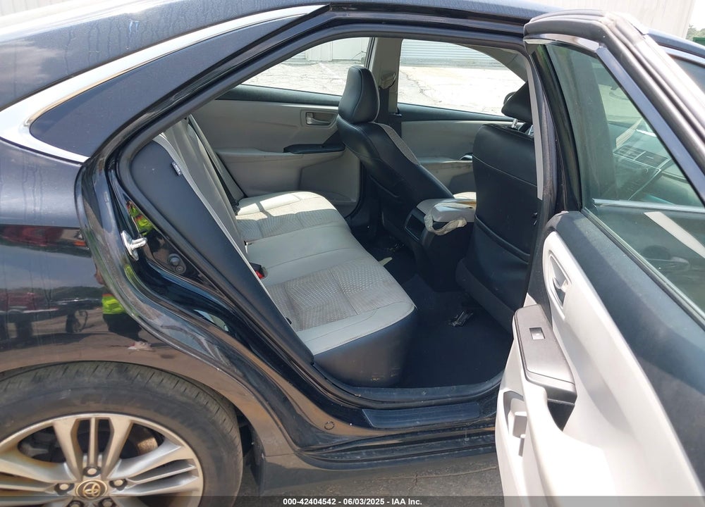 2015 TOYOTA CAMRY SE VIN: 4T1BF1FK9FU105820
