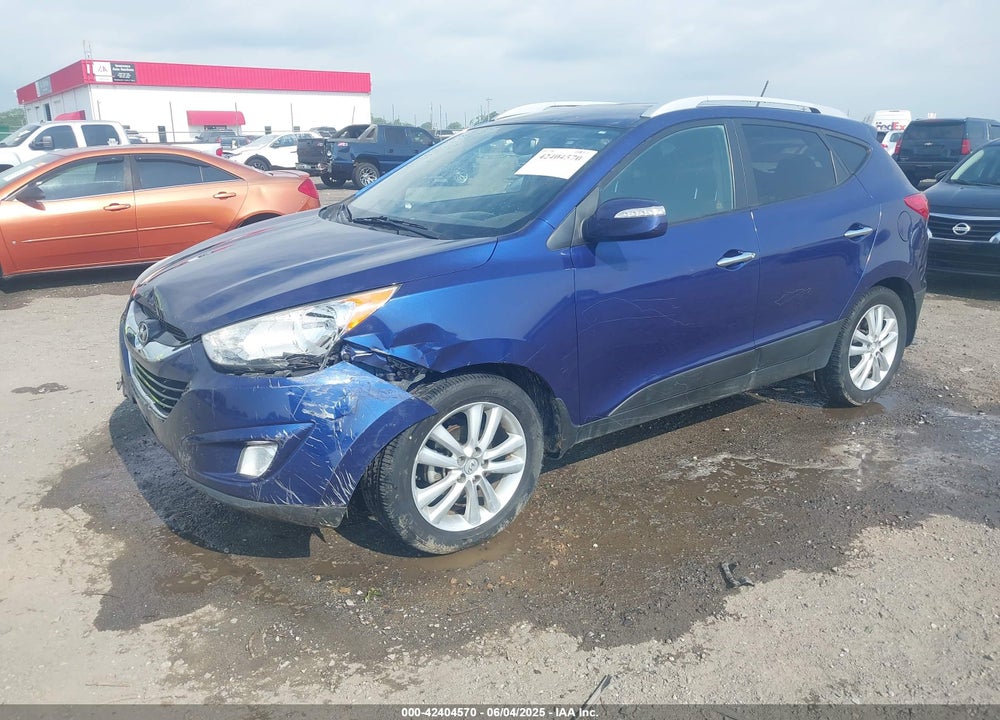 2011 HYUNDAI TUCSON VIN: KM8JU3AC9BU146892