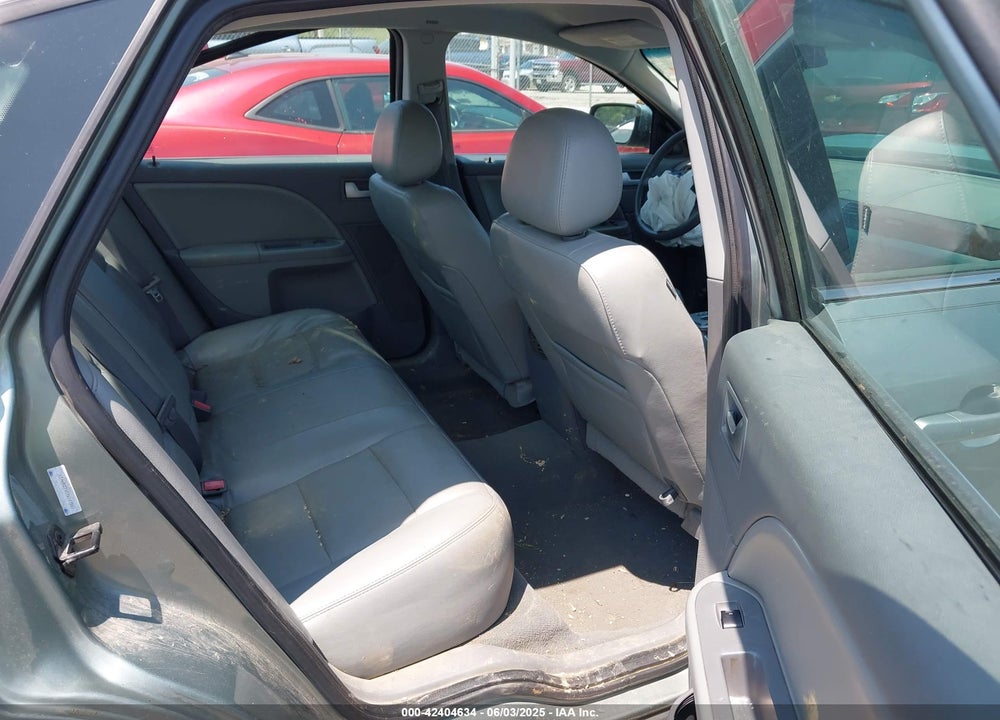 2007 FORD FIVE HUNDRED SEL VIN: 1FAHP27107G125581