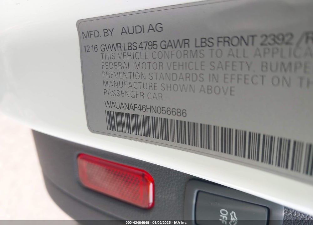 2017 AUDI A4 VIN: WAUANAF46HN056686