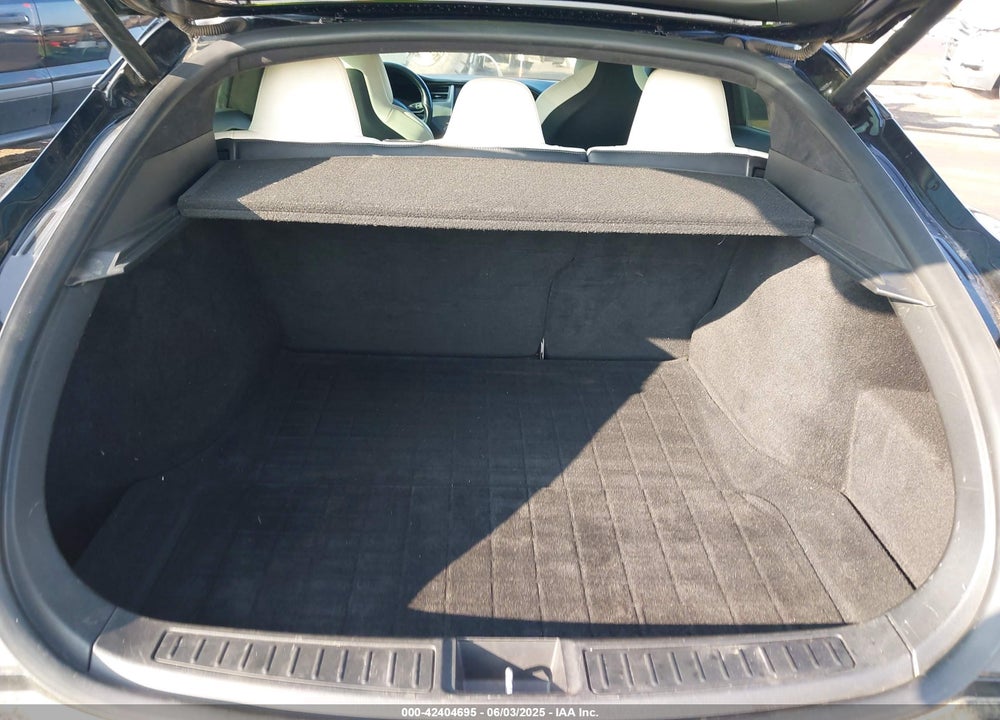 2018 TESLA MODEL S 100D/75D/P100D VIN: 5YJSA1E45JF269282
