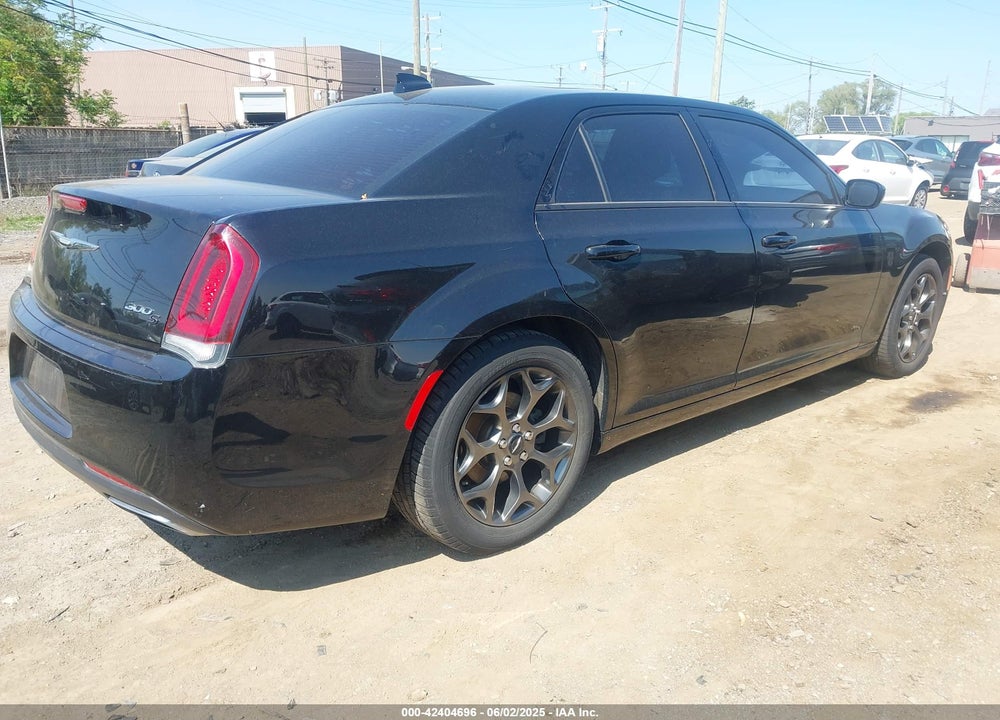 2016 CHRYSLER 300 VIN: 2C3CCAGG9GH212953