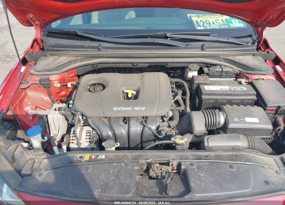 2018 HYUNDAI ELANTRA VIN: KMHD84LF2JU466391