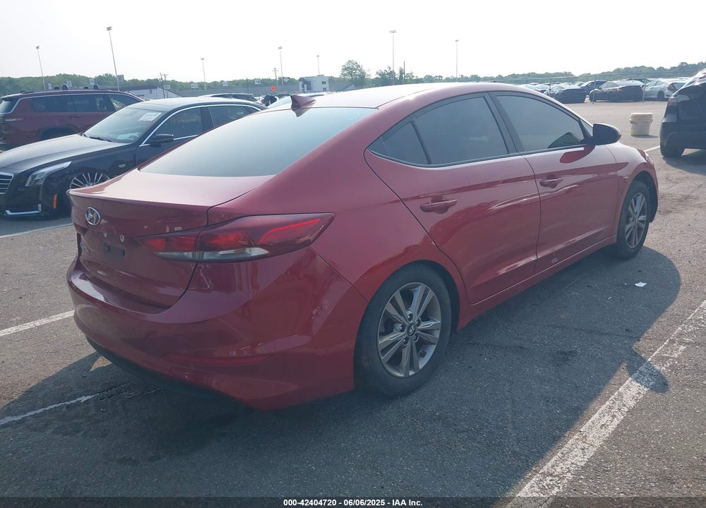 2018 HYUNDAI ELANTRA VIN: KMHD84LF2JU466391