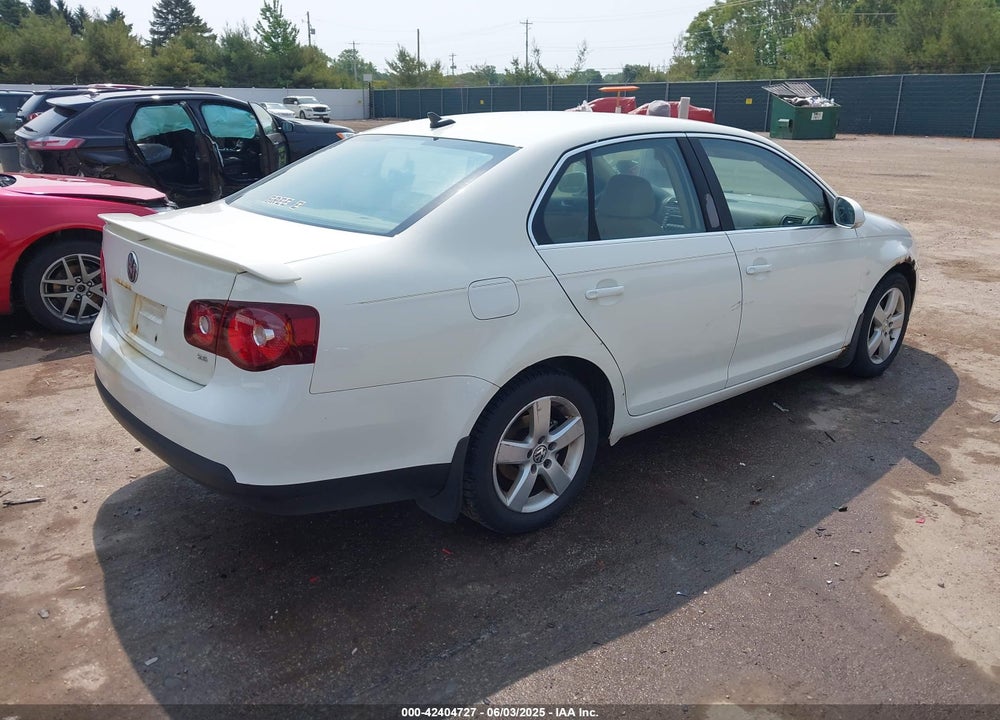 2008 VOLKSWAGEN JETTA SE/SEL VIN: 3VWRM71K18M022308