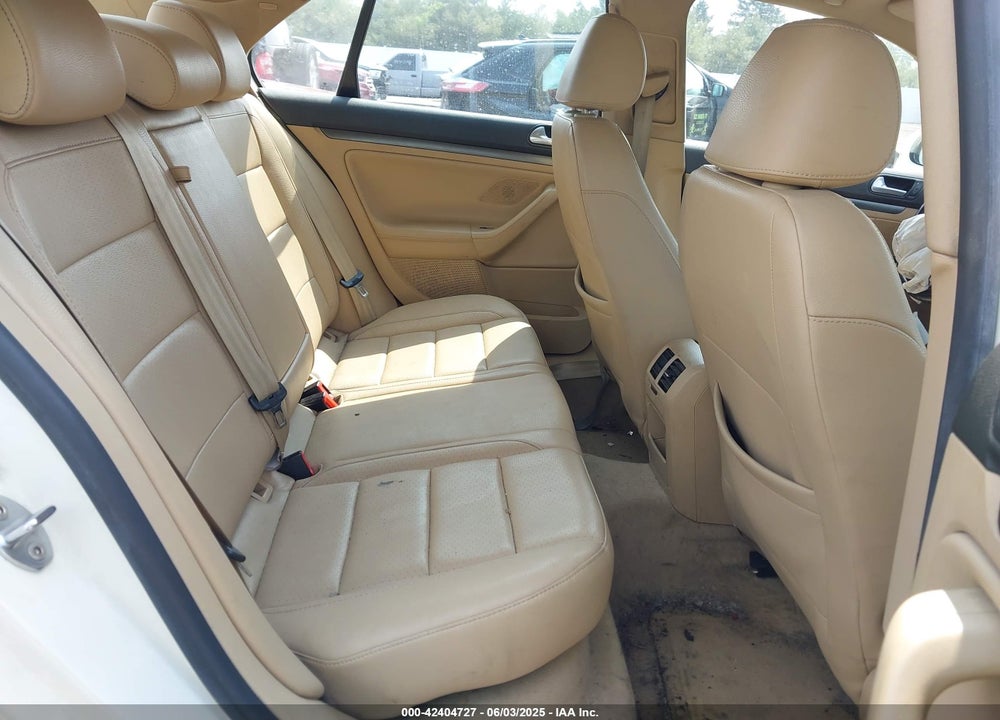 2008 VOLKSWAGEN JETTA SE/SEL VIN: 3VWRM71K18M022308