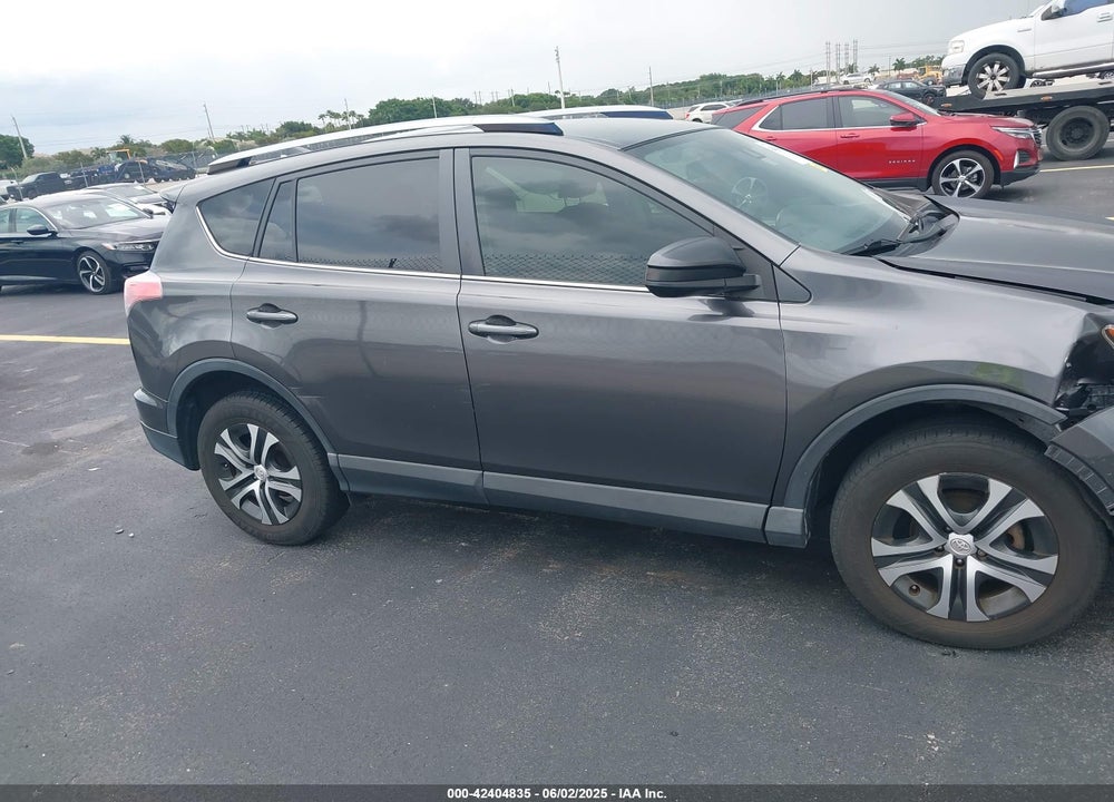 2017 TOYOTA RAV4 VIN: JTMZFREV3HJ143660
