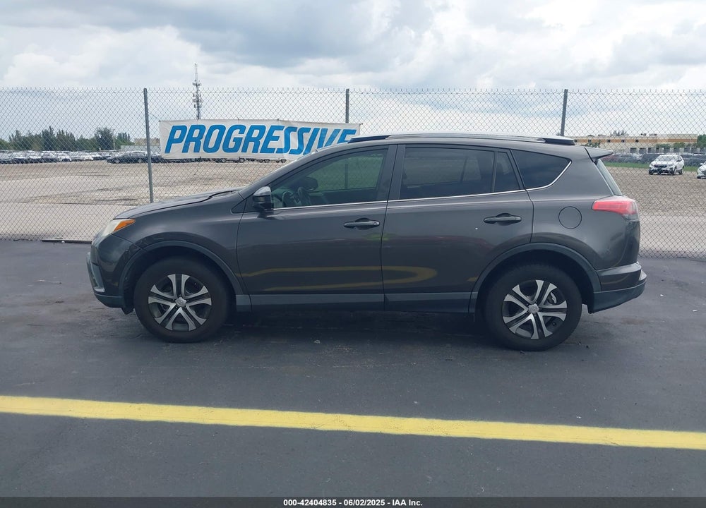 2017 TOYOTA RAV4 VIN: JTMZFREV3HJ143660