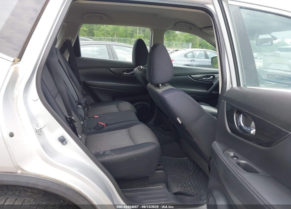 2017 NISSAN ROGUE S VIN: JN8AT2MV7HW258073