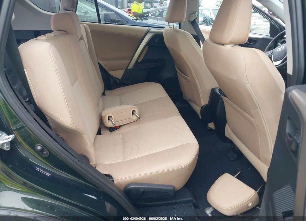 2013 TOYOTA RAV4 XLE VIN: 2T3RFREV2DW093538