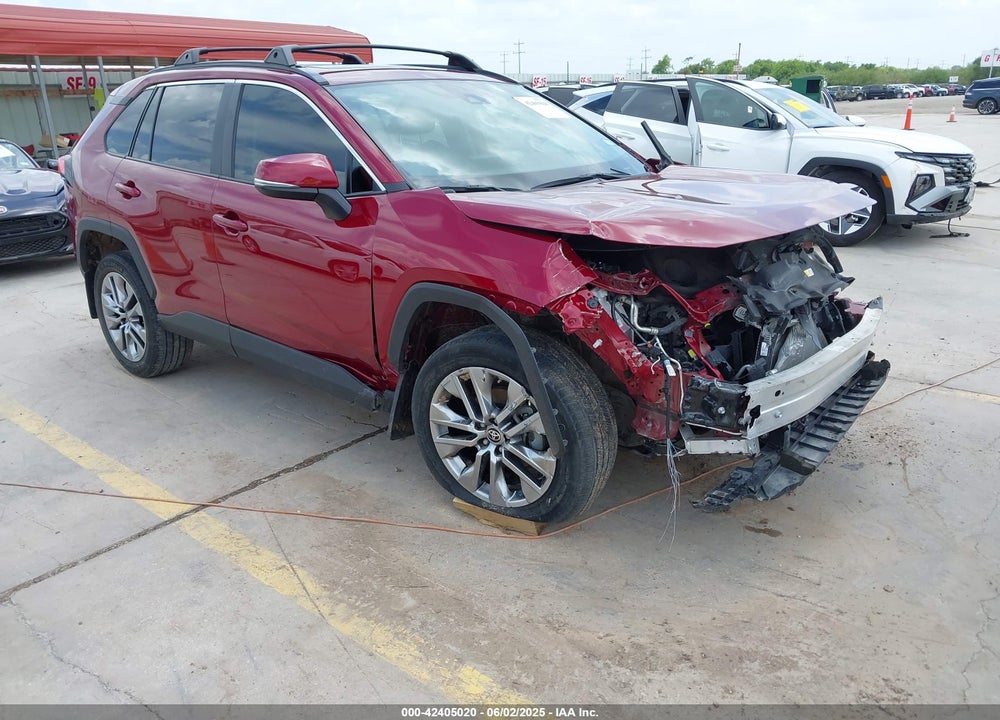 2022 TOYOTA RAV4 XLE PREMIUM VIN: 2T3C1RFV3NW226182