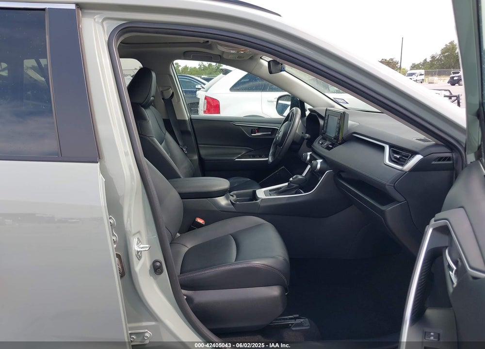 2020 TOYOTA RAV4 XLE PREMIUM VIN: 2T3C1RFV1LW074366