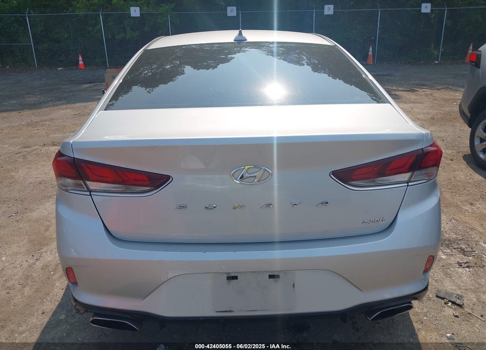 2018 HYUNDAI SONATA VIN: 5NPE34AF9JH672442