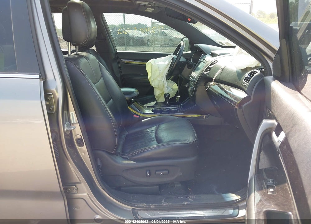 2015 KIA SORENTO LIMITED V6 VIN: 5XYKWDA71FG582008