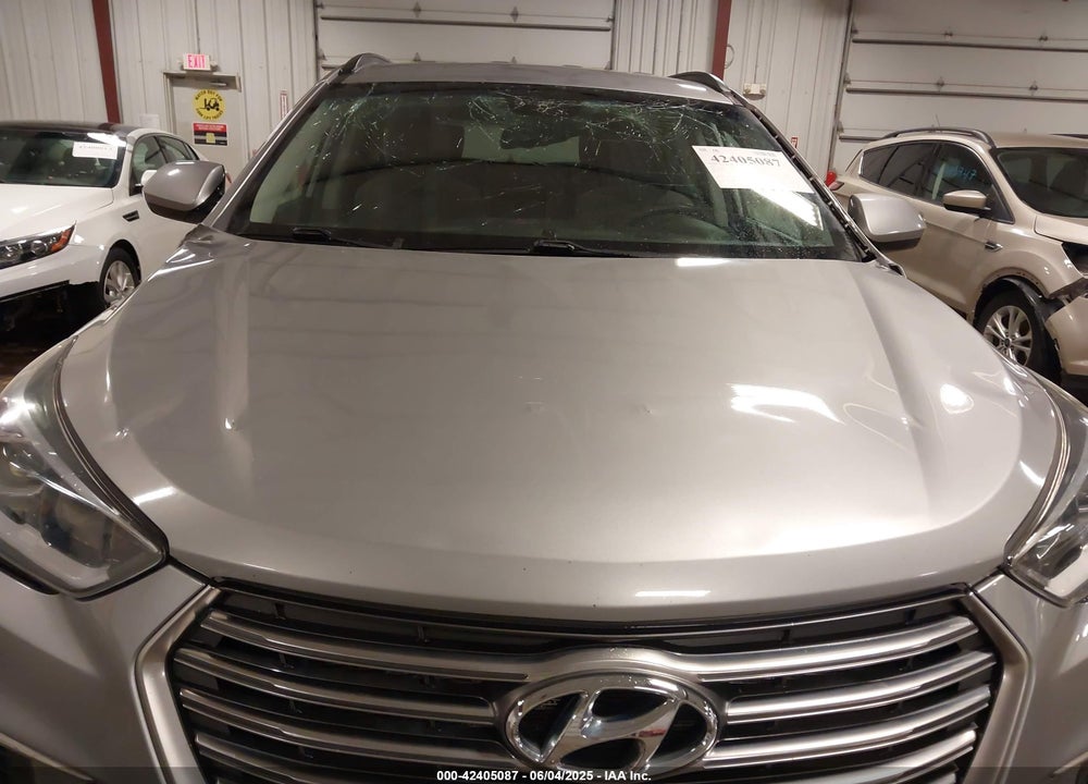 2017 HYUNDAI SANTA FE SE VIN: KM8SMDHFXHU224468