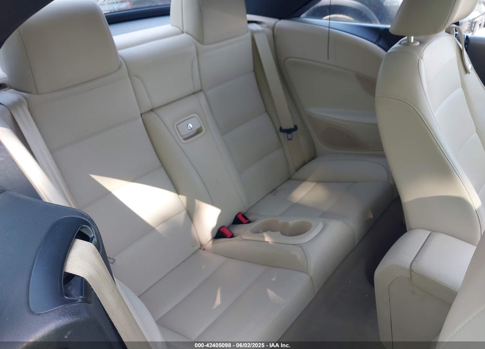 2011 VOLKSWAGEN EOS VIN: WVWBW7AH3BV004442