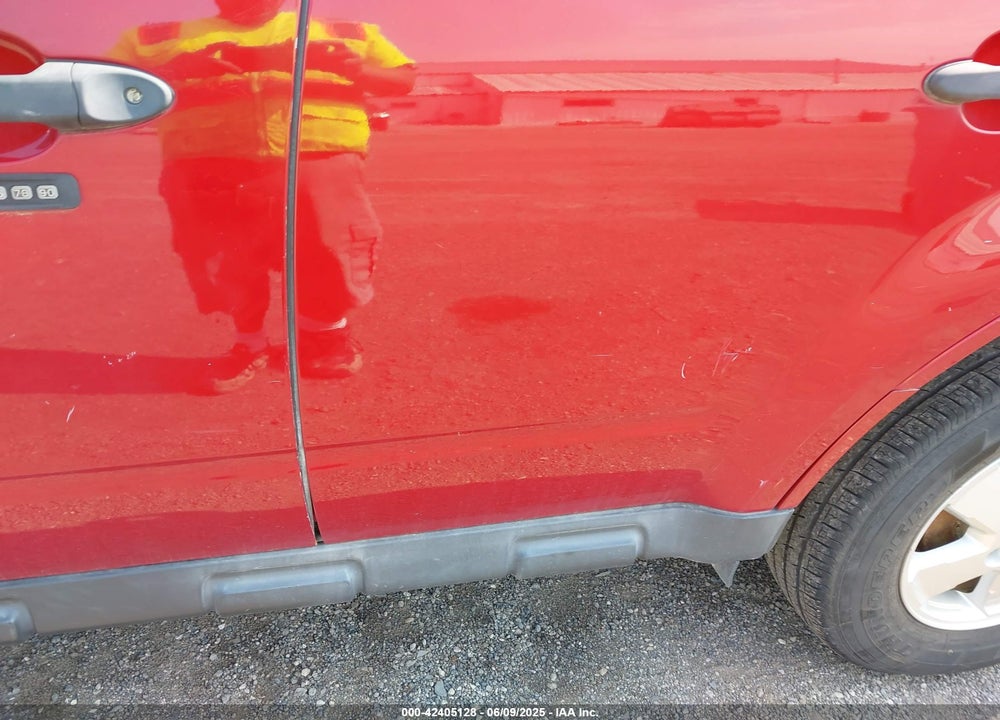 2010 FORD ESCAPE XLT VIN: 1FMCU9DG8AKD40107