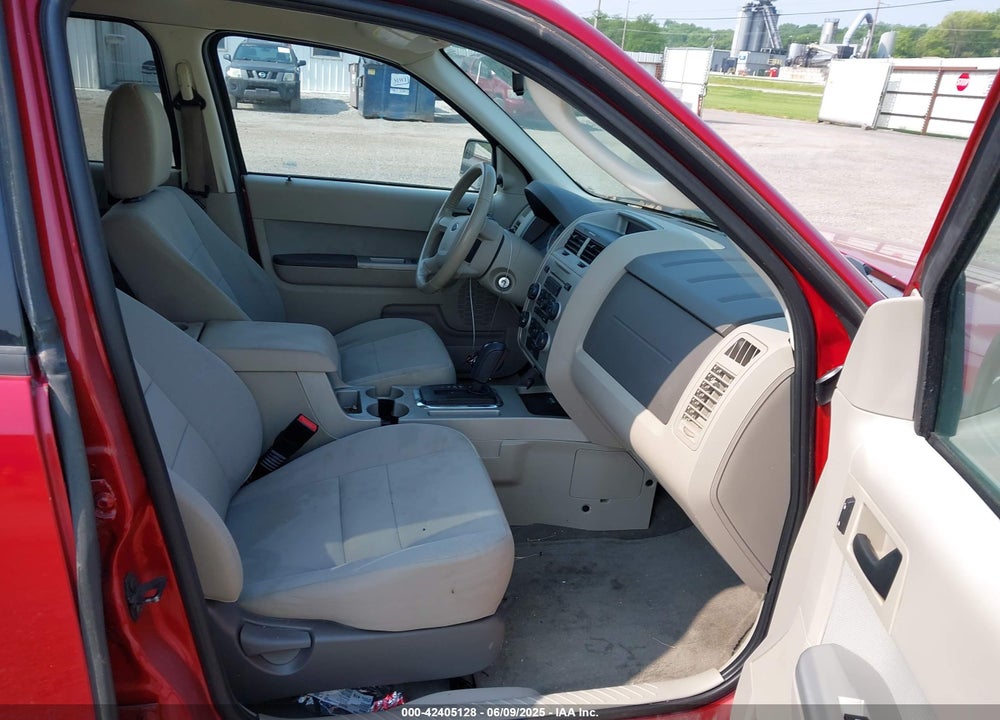 2010 FORD ESCAPE XLT VIN: 1FMCU9DG8AKD40107