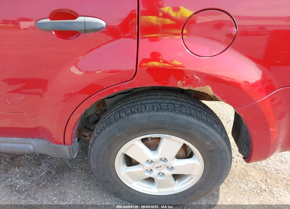 2010 FORD ESCAPE XLT VIN: 1FMCU9DG8AKD40107