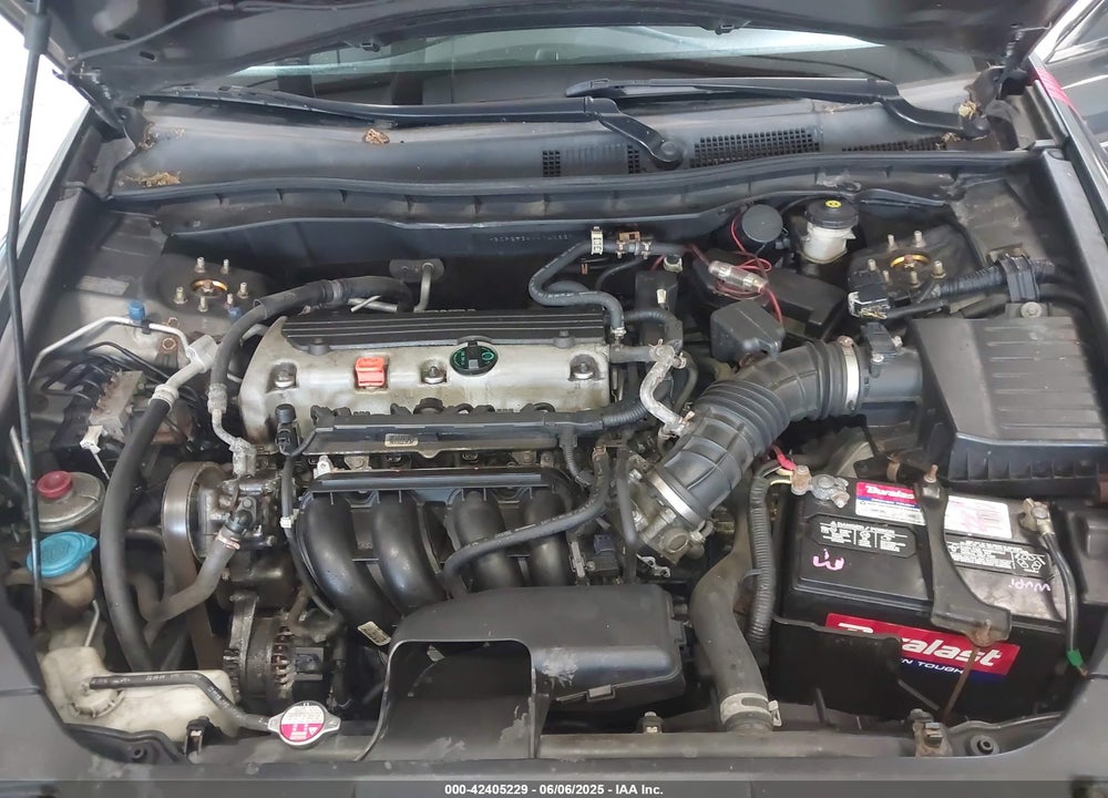 2010 HONDA ACCORD VIN: 1HGCP2F34AA040620