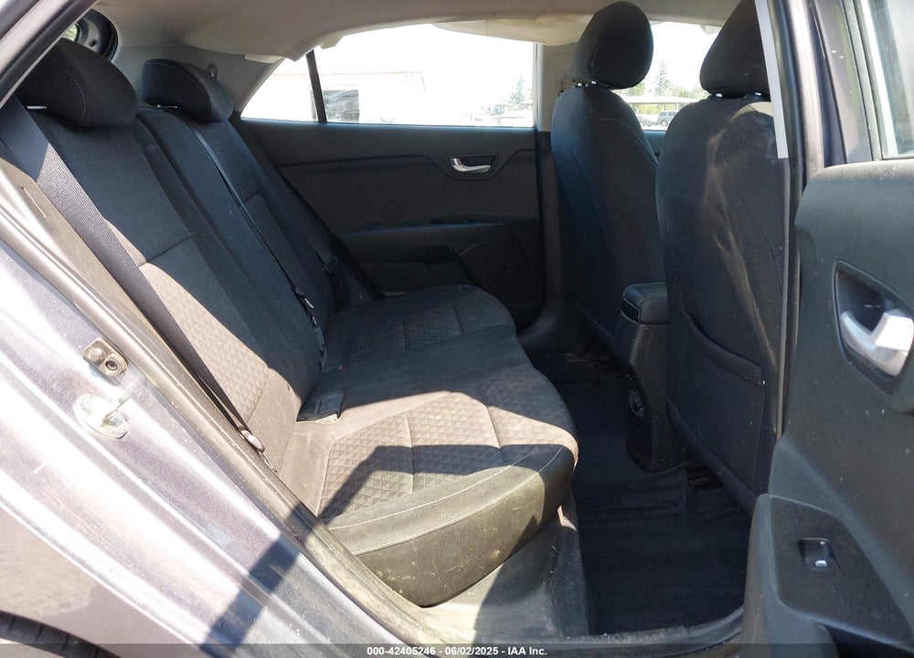 2020 KIA RIO 5-DOOR VIN: 3KPA25AD2LE307646