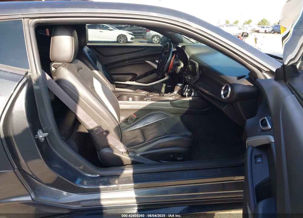 2017 CHEVROLET CAMARO VIN: 1G1FD1RS5H0107025