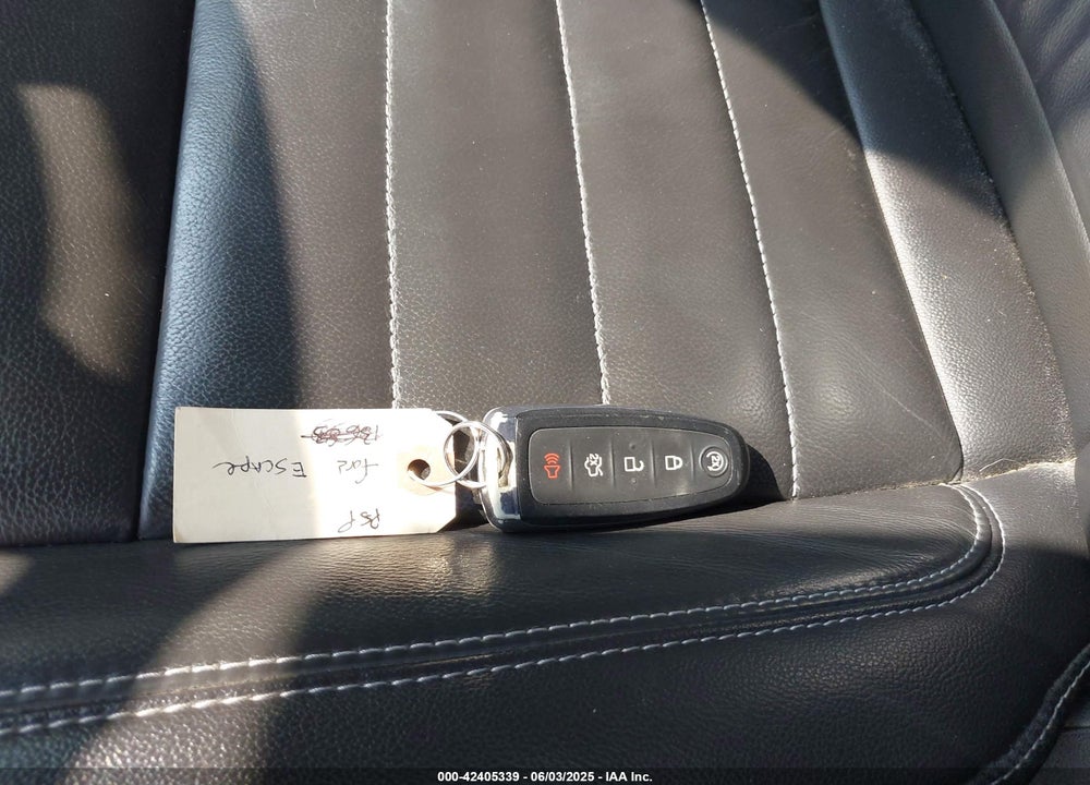2016 FORD ESCAPE TITANIUM VIN: 1FMCU9J96GUB05210