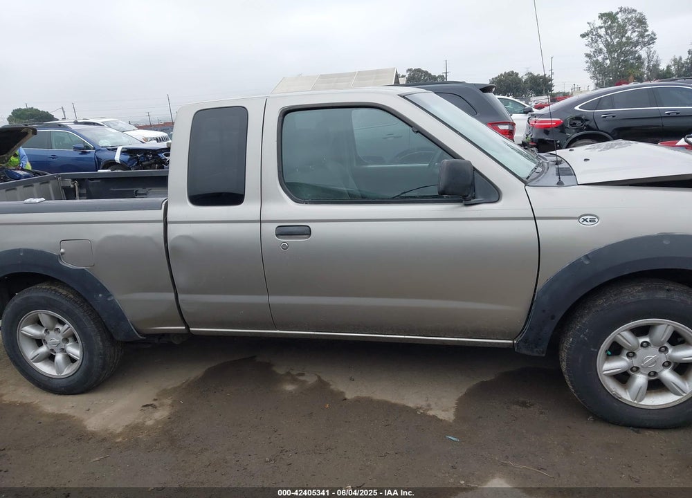 2002 NISSAN FRONTIER XE VIN: 1N6DD26S42C352801