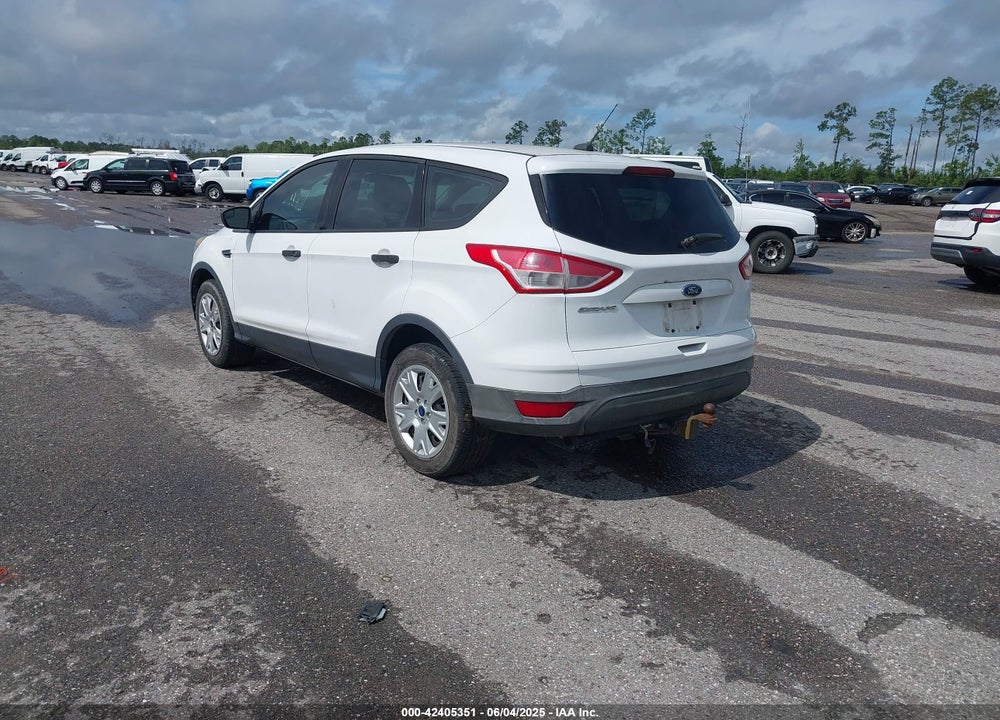 2013 FORD ESCAPE VIN: 1FMCU0F75DUB32235