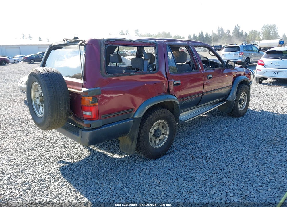 1992 TOYOTA HILUX VIN: VZN1300081989
