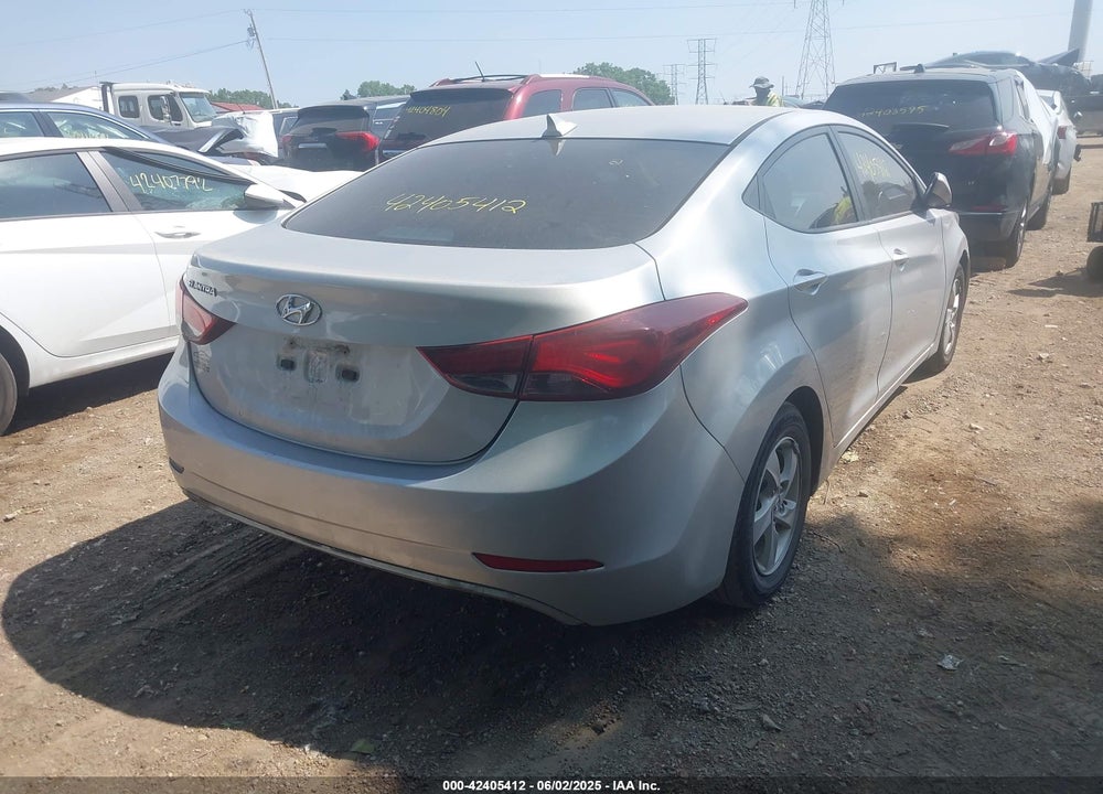 2015 HYUNDAI ELANTRA VIN: 5NPDH4AE0FH581099