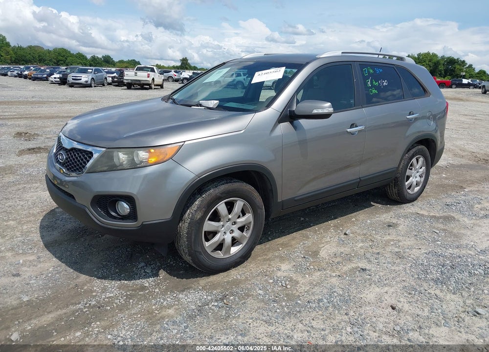 2011 KIA SORENTO VIN: 5XYKT3A14BG045822
