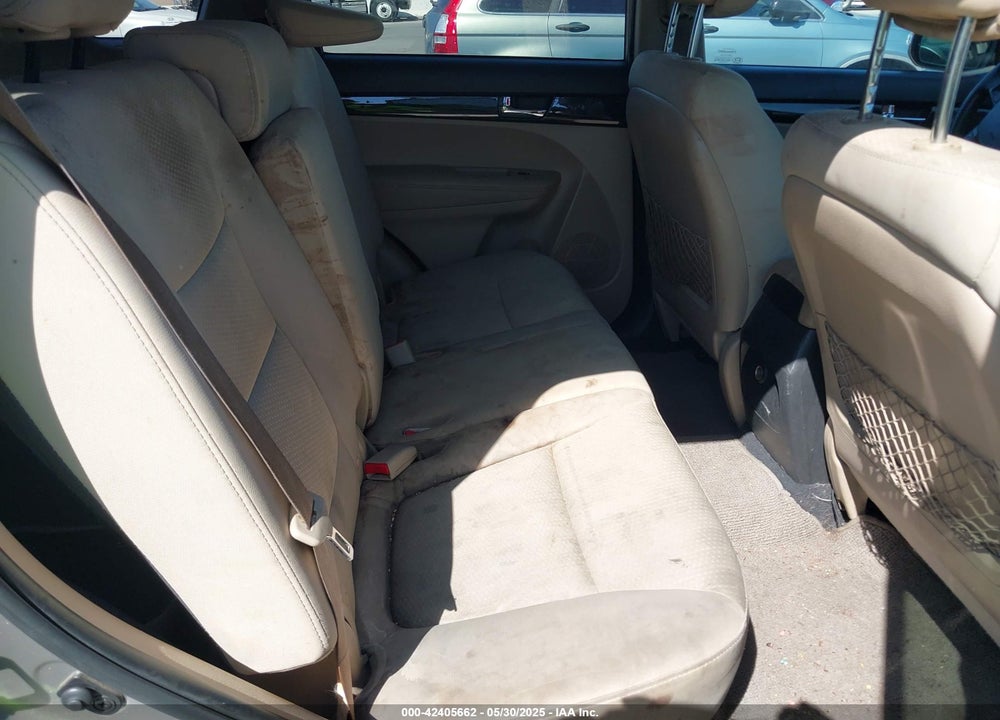 2013 KIA SORENTO VIN: 5XYKT4A19DG418331