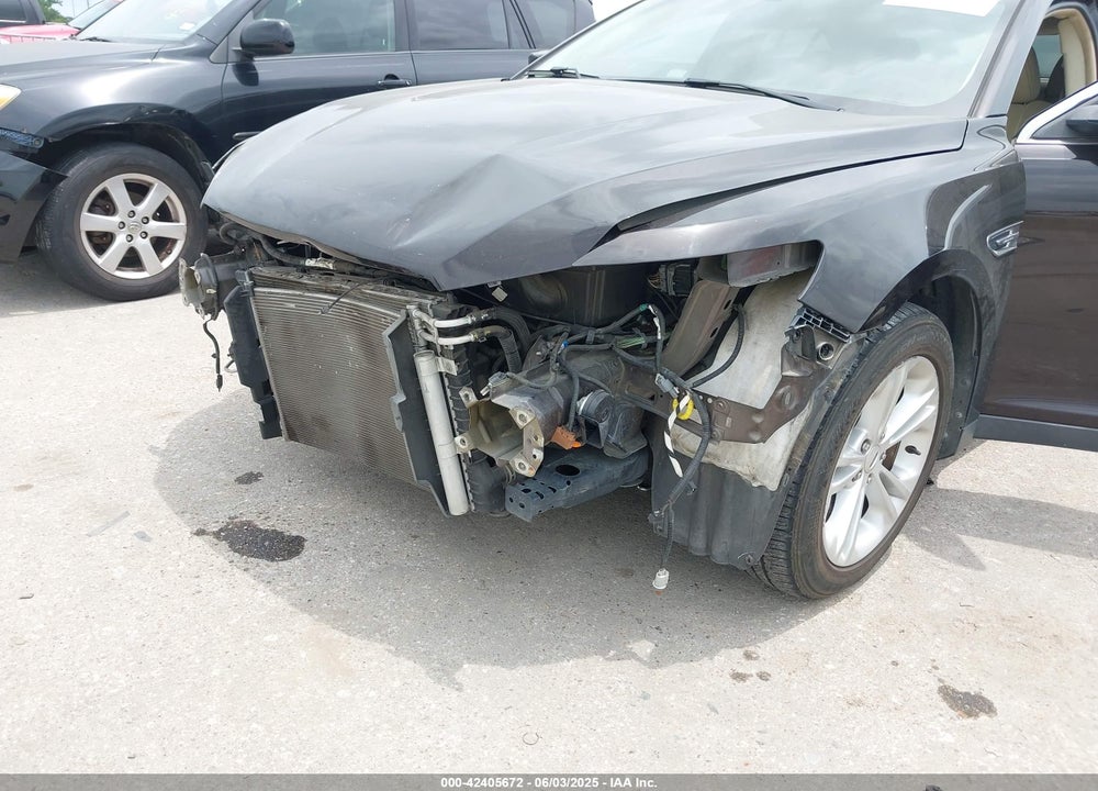 2014 FORD TAURUS VIN: 1FAHP2E83EG140668