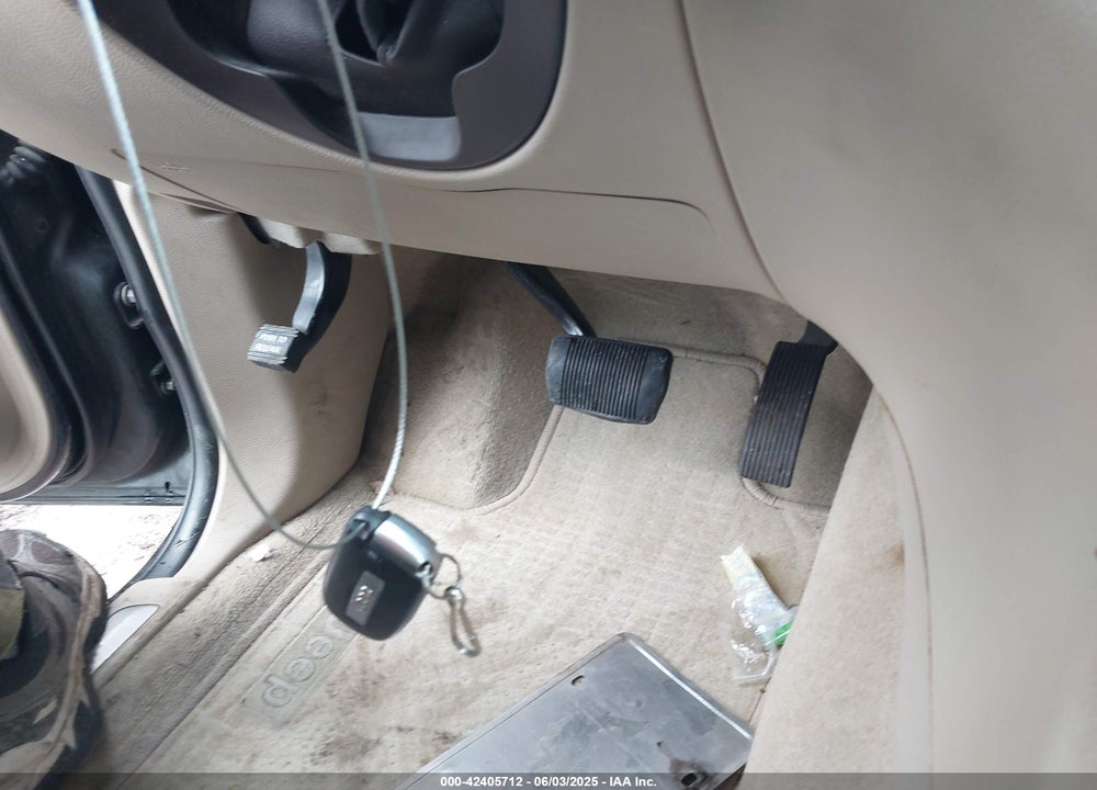 2015 JEEP GRAND CHEROKEE VIN: 1C4RJECG1FC769950