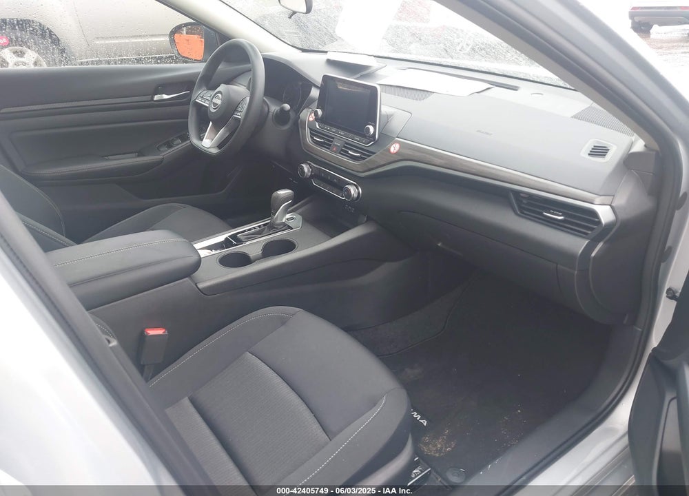 2025 NISSAN ALTIMA VIN: 1N4BL4DV0SN366601