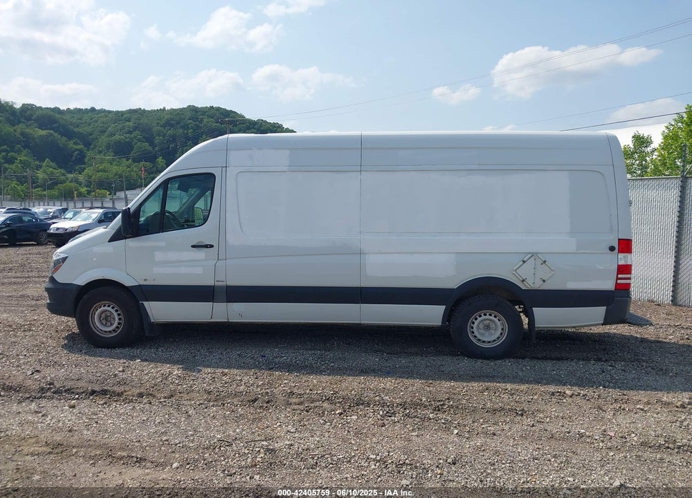 2014 MERCEDES-BENZ SPRINTER 2500 VIN: WD3PE8DE2E5897895