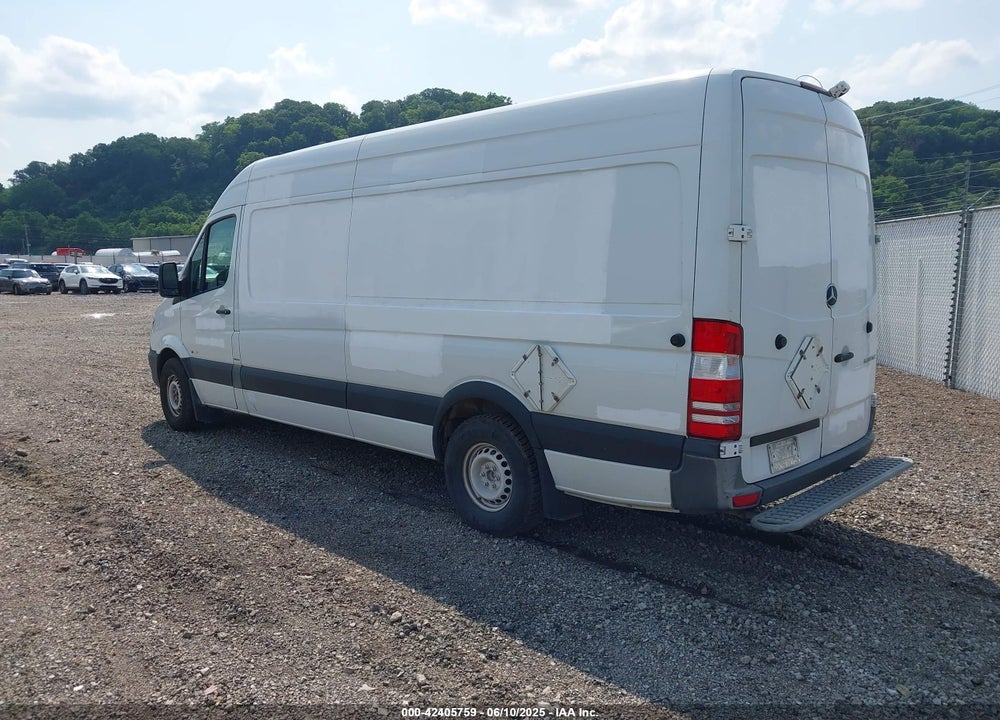 2014 MERCEDES-BENZ SPRINTER 2500 VIN: WD3PE8DE2E5897895