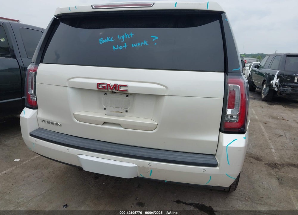 2015 GMC YUKON VIN: 1GKS1BKC7FR684305