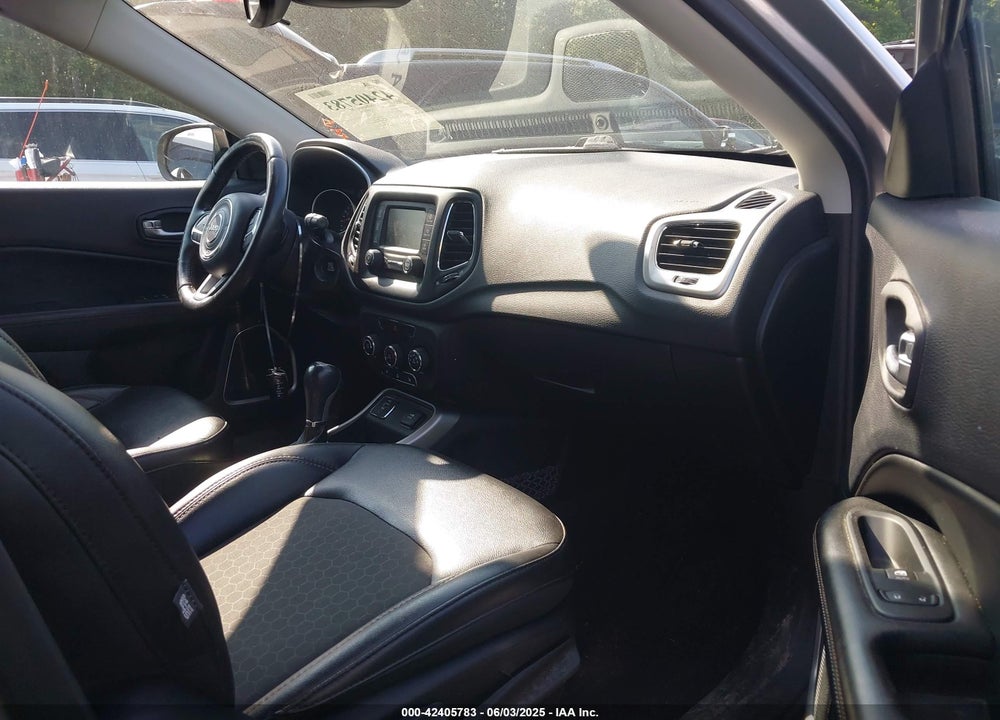 2018 JEEP COMPASS VIN: 3C4NJCBB3JT410993