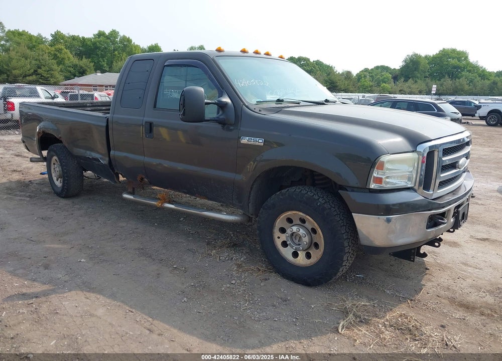 2005 FORD F-250 LARIAT/XL/XLT VIN: 1FTSX215X5EC32450
