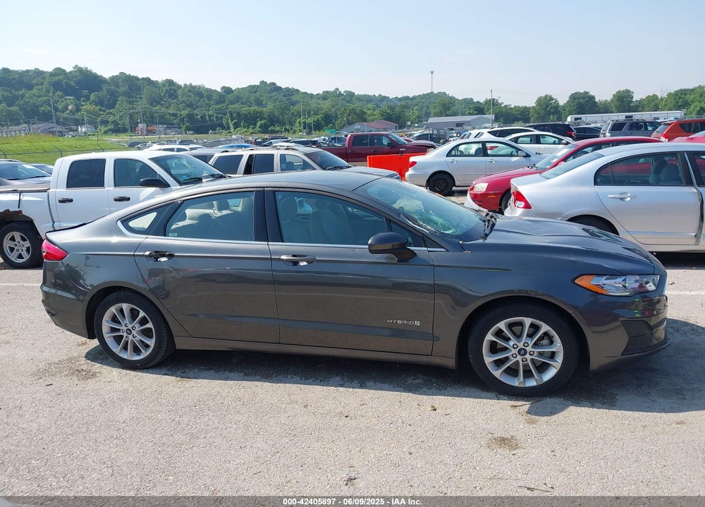 2019 FORD FUSION HYBRID VIN: 3FA6P0LU5KR220358