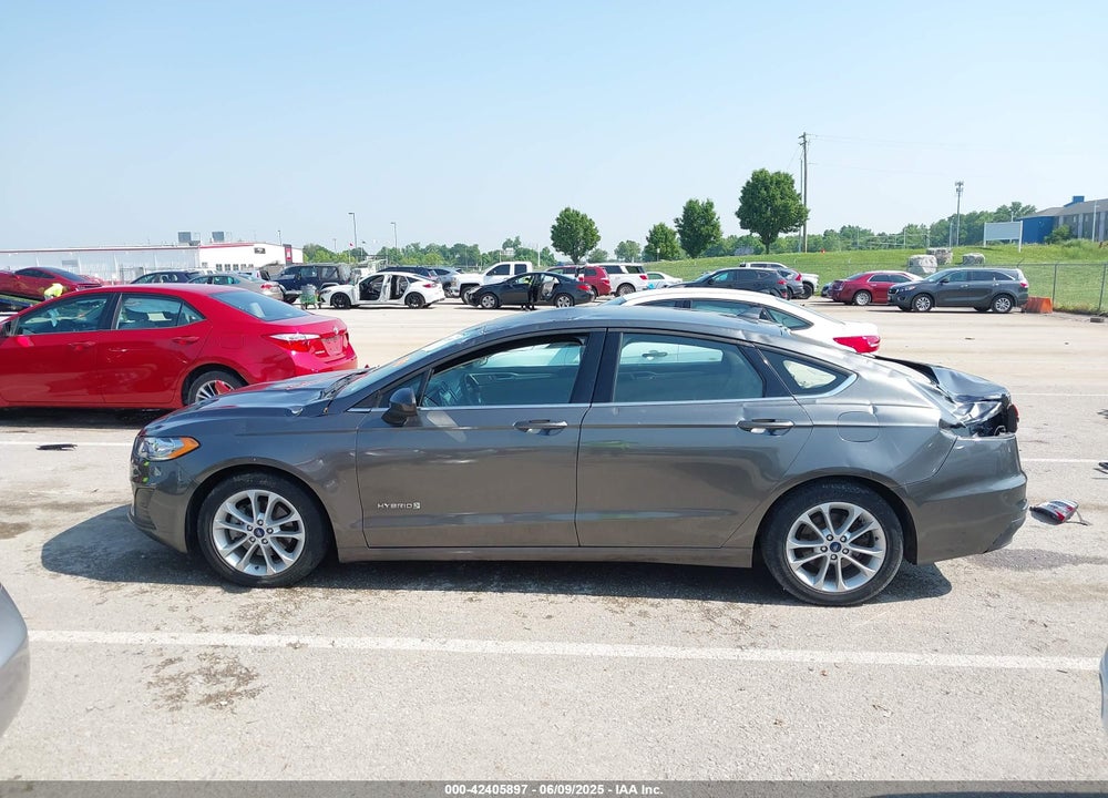 2019 FORD FUSION HYBRID VIN: 3FA6P0LU5KR220358