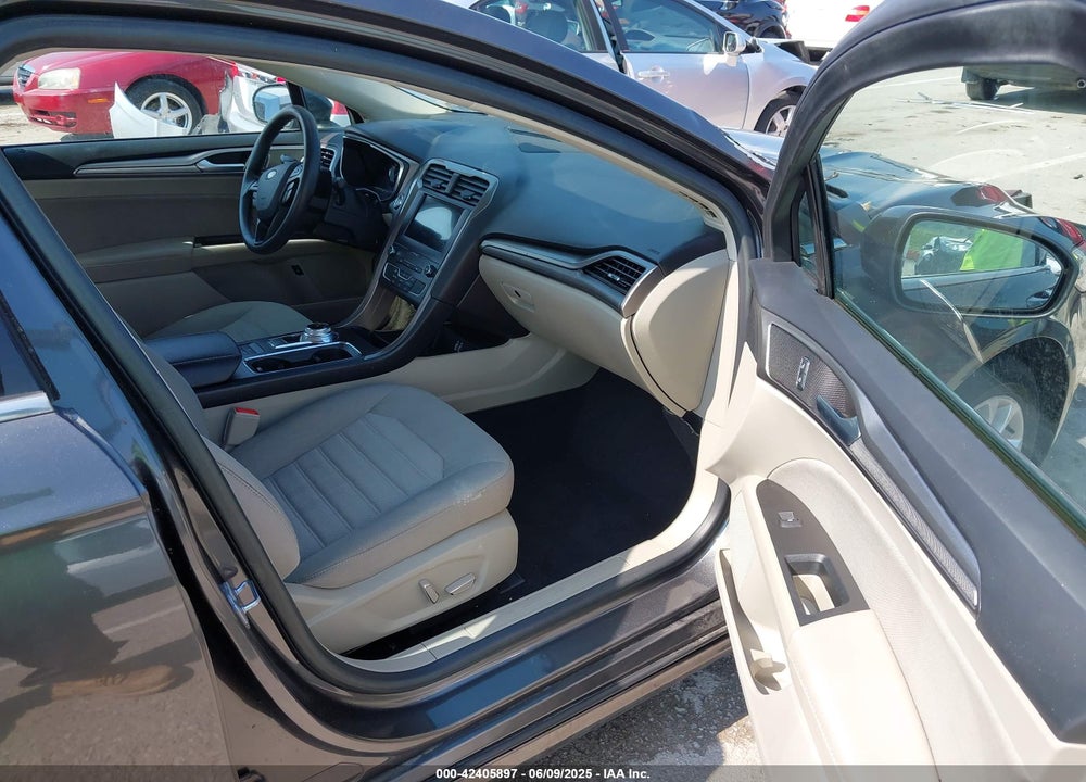 2019 FORD FUSION HYBRID VIN: 3FA6P0LU5KR220358