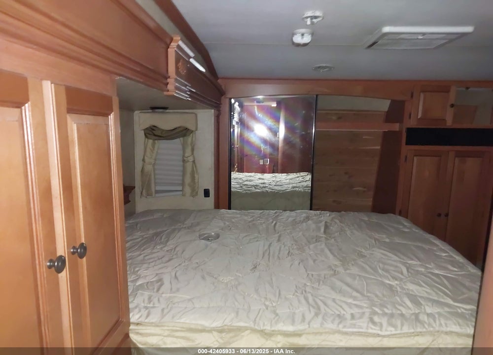 2010 FOREST RIVER CARDINAL VIN: 4X4FCAM22AG095764