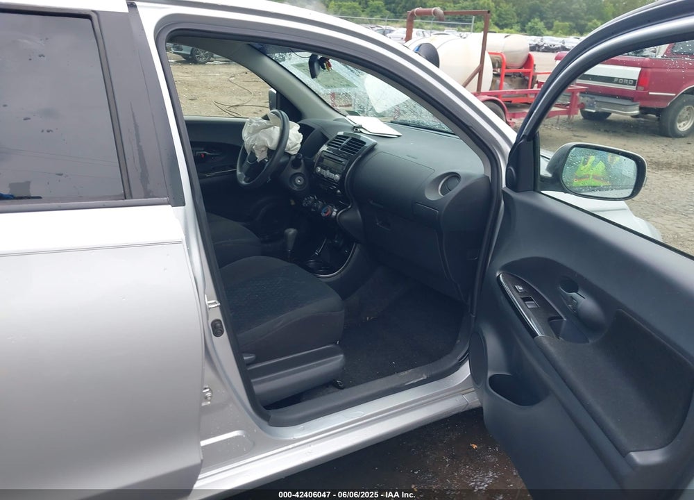 2008 SCION XD VIN: JTKKU10468J012240