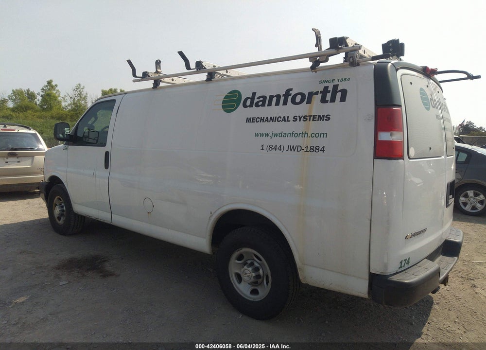 2017 CHEVROLET EXPRESS 2500 WORK VAN VIN: 1GCWGAFF9H1172928