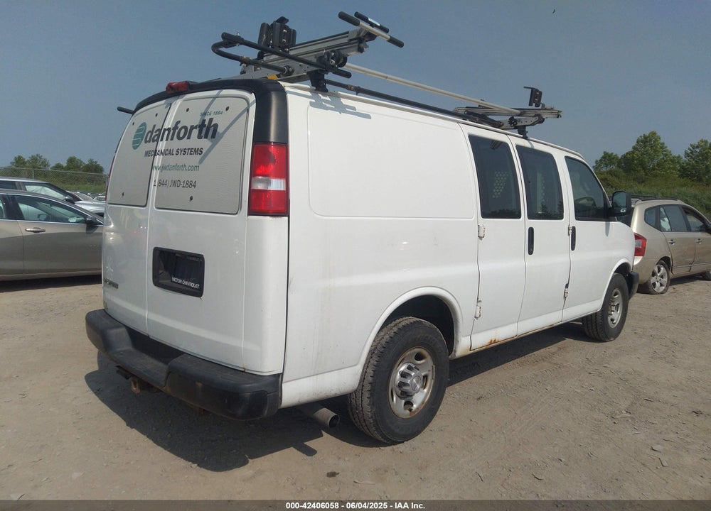 2017 CHEVROLET EXPRESS 2500 WORK VAN VIN: 1GCWGAFF9H1172928