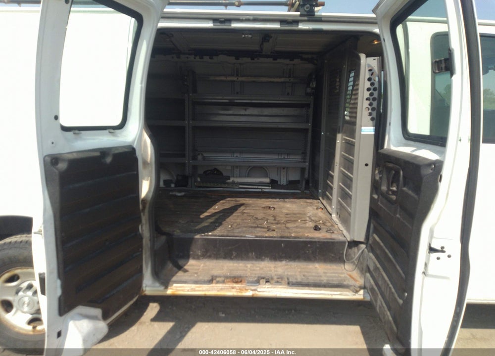 2017 CHEVROLET EXPRESS 2500 WORK VAN VIN: 1GCWGAFF9H1172928